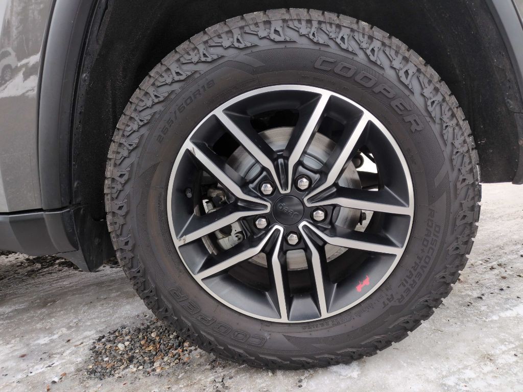 2021 Jeep Grand Cherokee Image 11