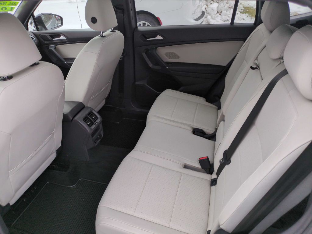 2020 Volkswagen Tiguan Image 34