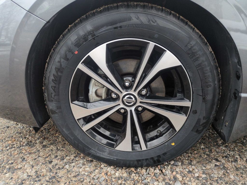 2020 Nissan Sentra Image 7