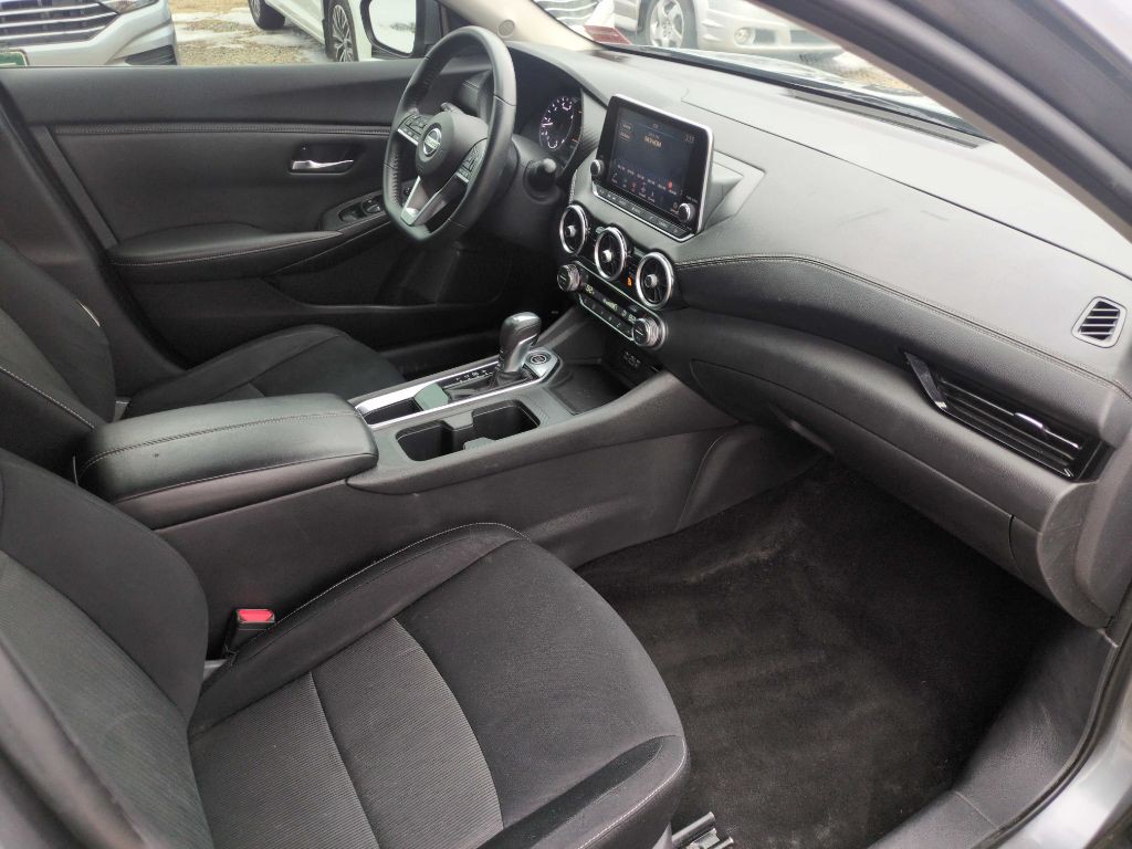 2020 Nissan Sentra Image 25