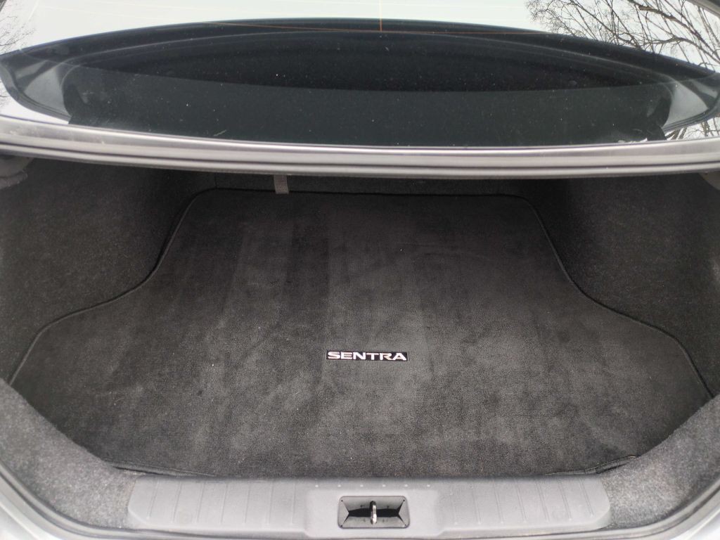 2020 Nissan Sentra Image 29