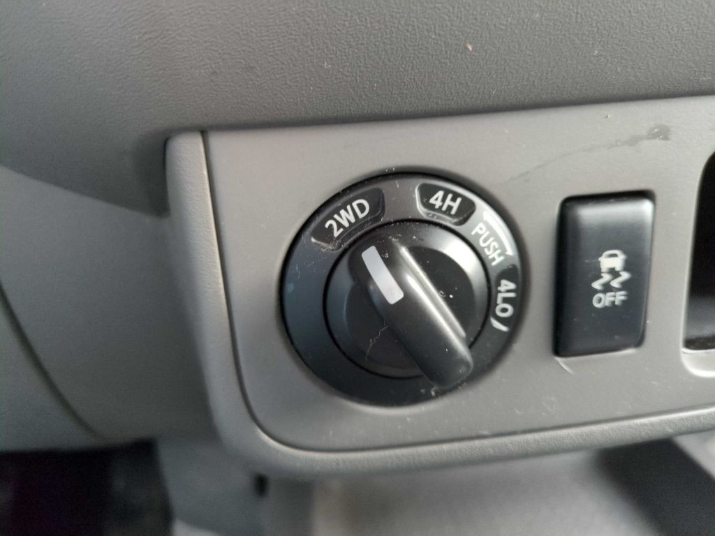 2018 Nissan Frontier Image 10