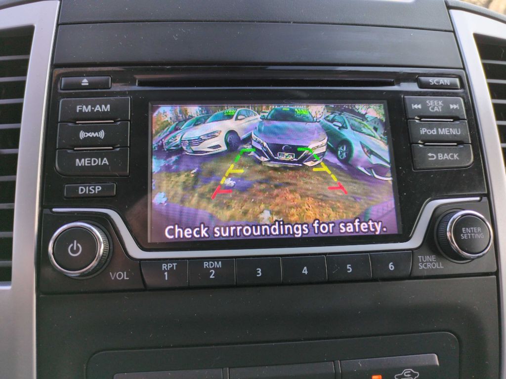 2018 Nissan Frontier Image 17