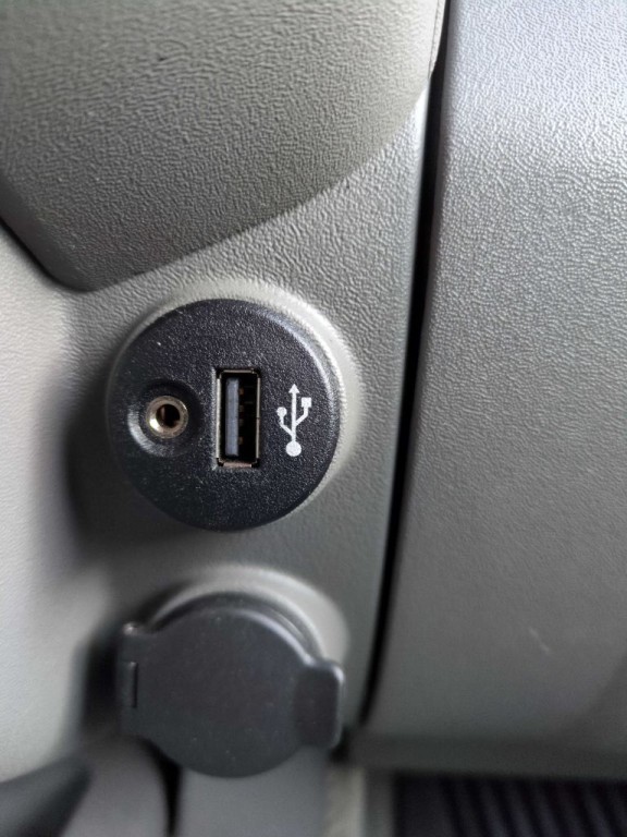 2018 Nissan Frontier Image 18