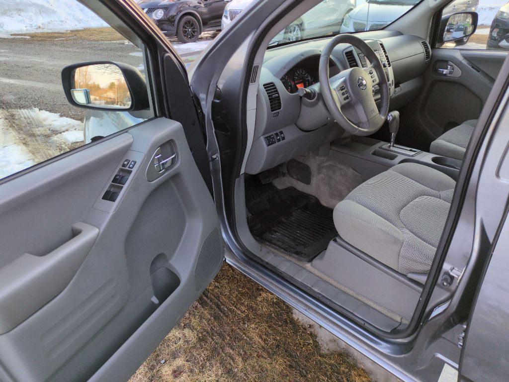 2018 Nissan Frontier Image 26