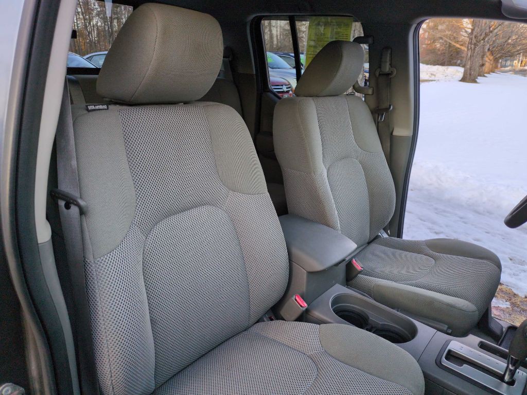 2018 Nissan Frontier Image 27