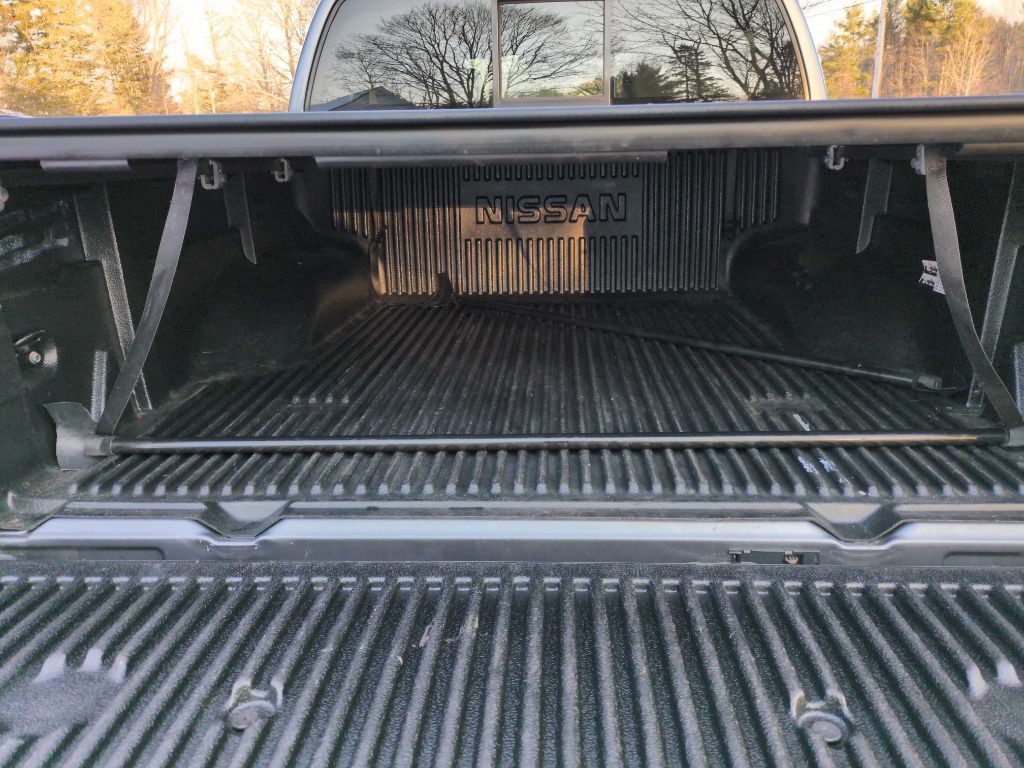 2018 Nissan Frontier Image 33