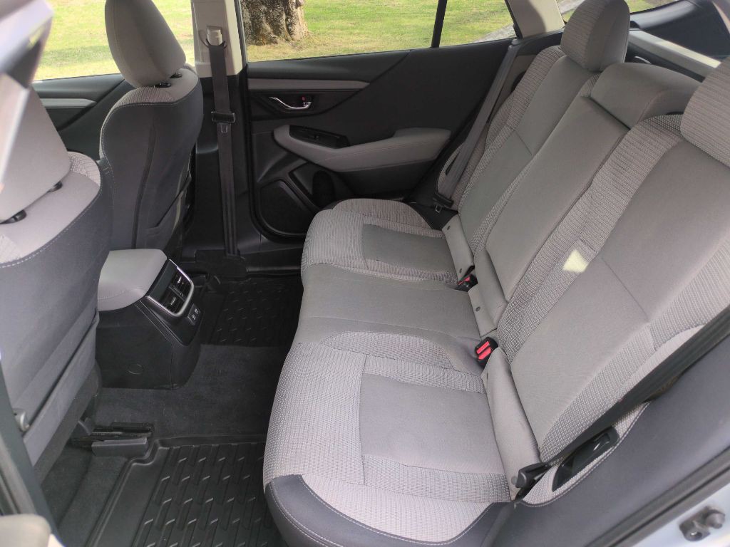 2022 Subaru Outback Image 31