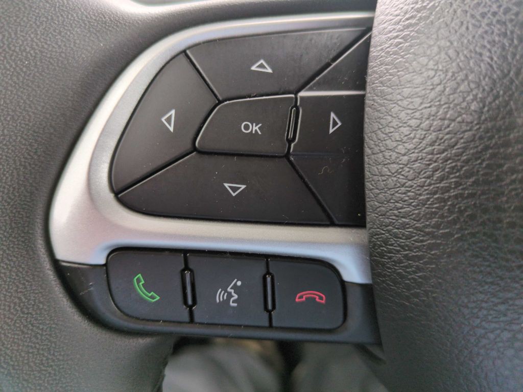 2021 Jeep Renegade Image 12