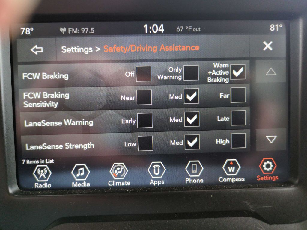 2021 Jeep Renegade Image 16
