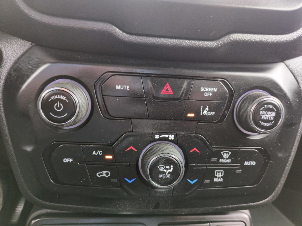 2021 Jeep Renegade Image 21