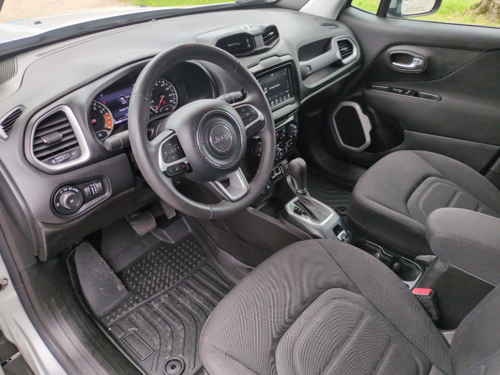 2021 Jeep Renegade Image 24