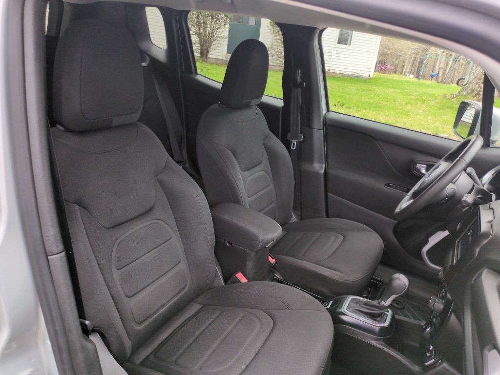 2021 Jeep Renegade Image 26
