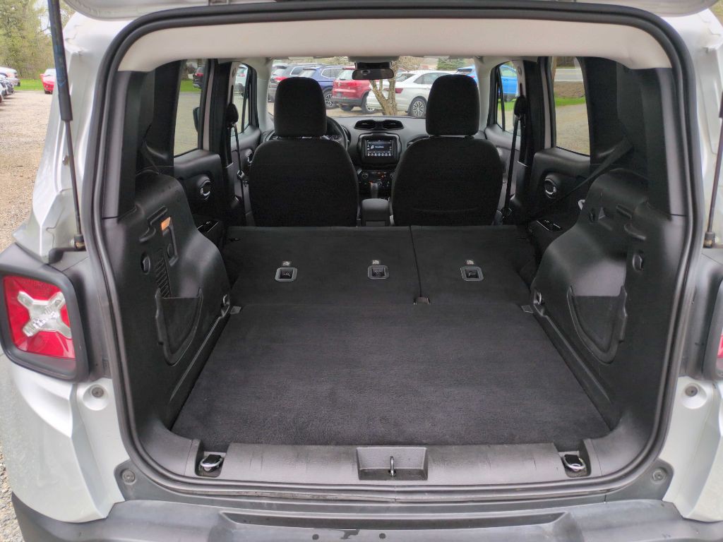 2021 Jeep Renegade Image 31