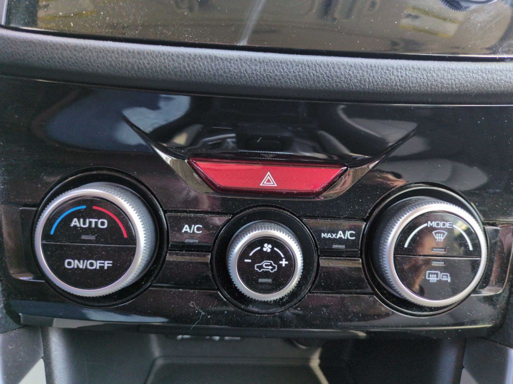 2021 Subaru Forester Image 18