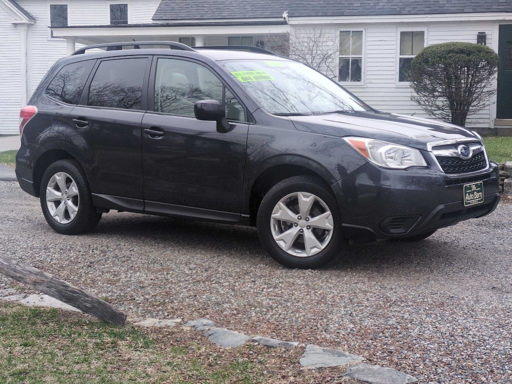 2016 Subaru Forester Image 1