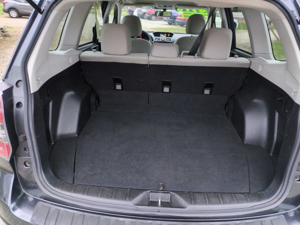 2016 Subaru Forester Image 33