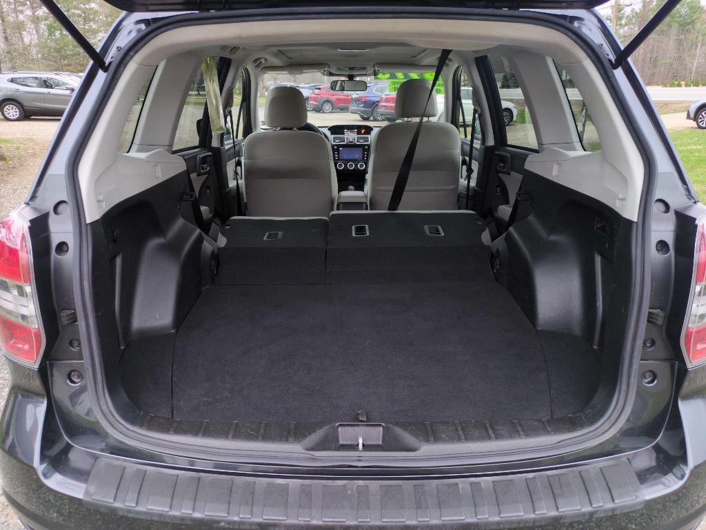 2016 Subaru Forester Image 34