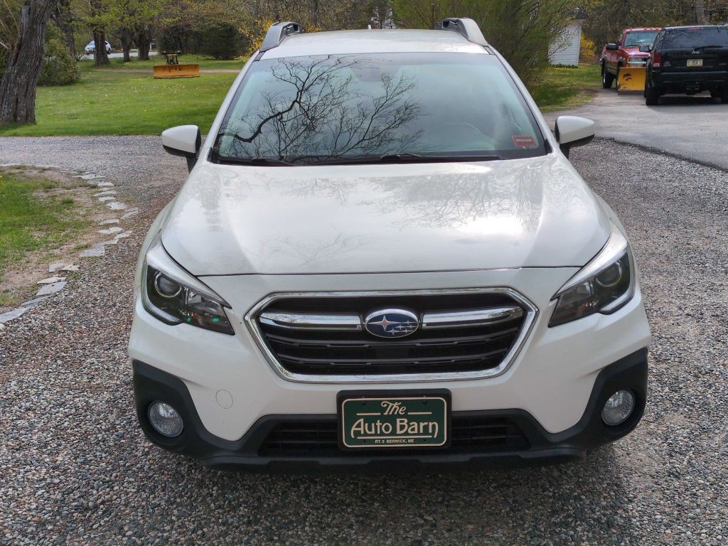 2019 Subaru Outback Image 2