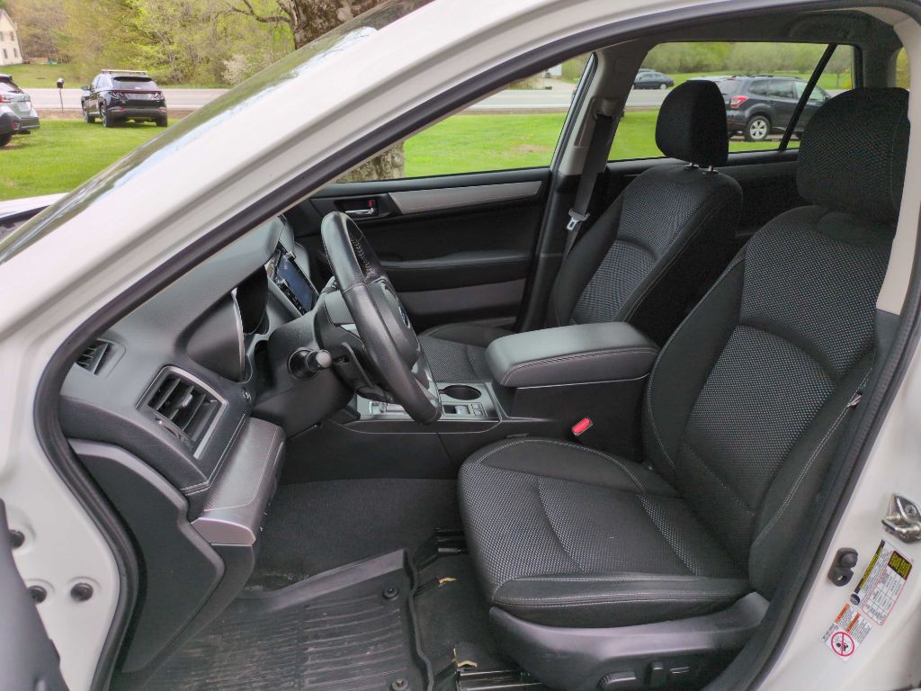 2019 Subaru Outback Image 23