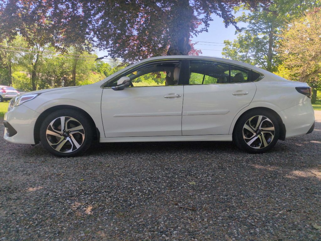 2022 Subaru Legacy Image 3