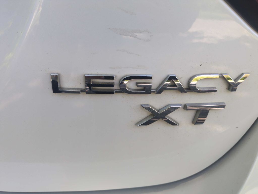 2022 Subaru Legacy Image 8