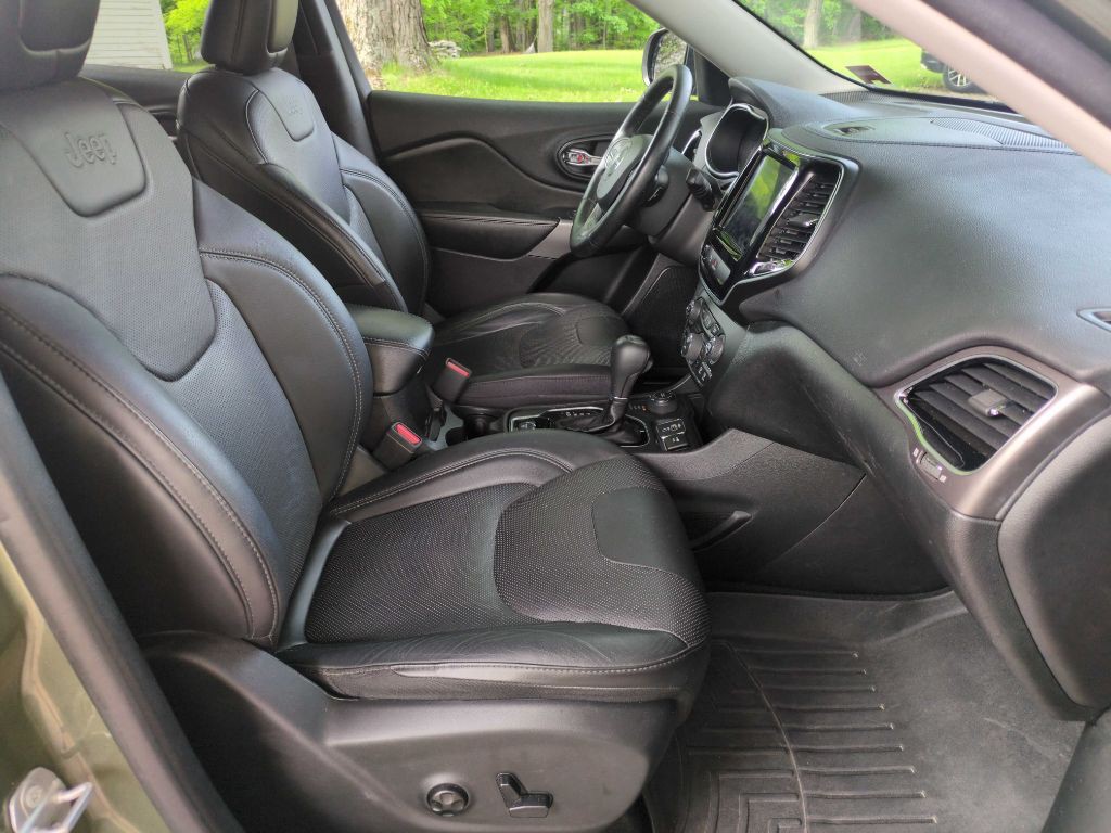 2020 Jeep Cherokee Image 15
