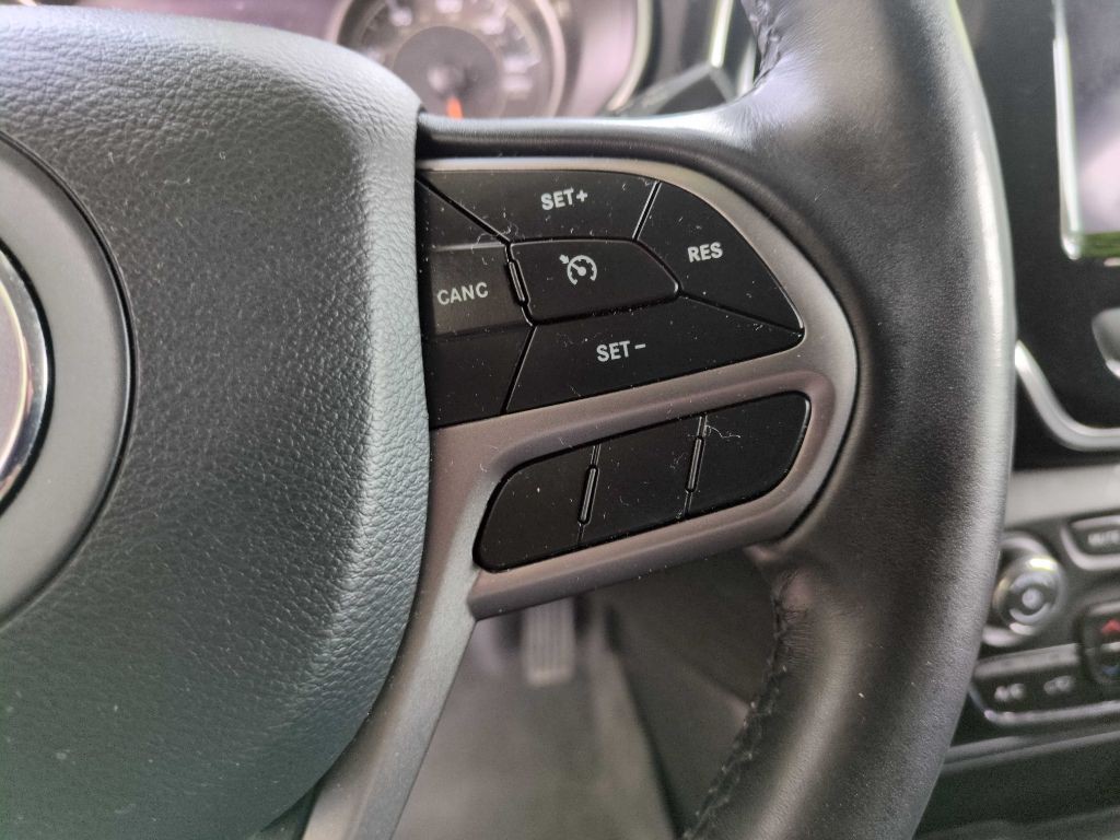 2020 Jeep Cherokee Image 23