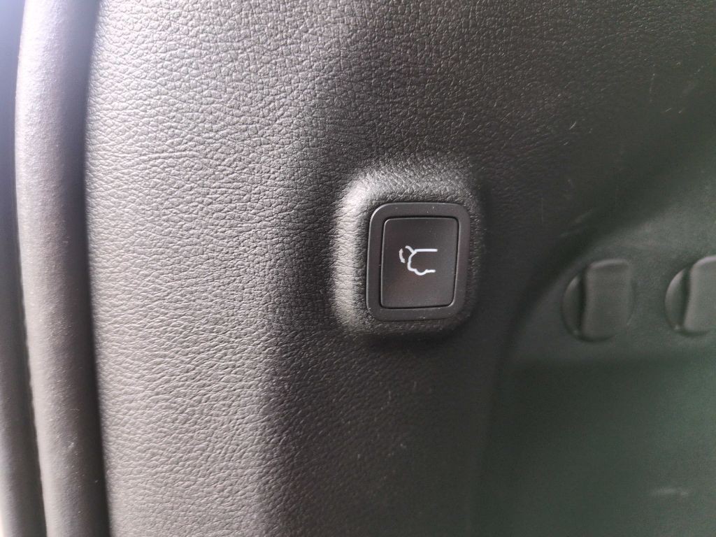 2020 Jeep Cherokee Image 34