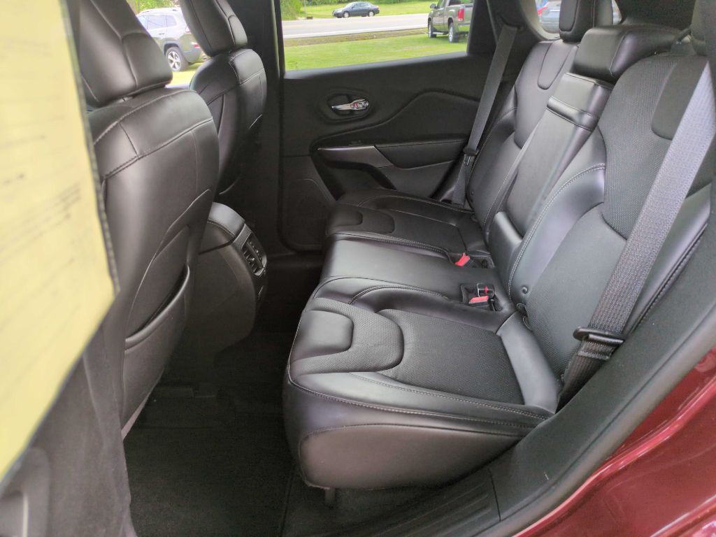 2019 Jeep Cherokee Image 9