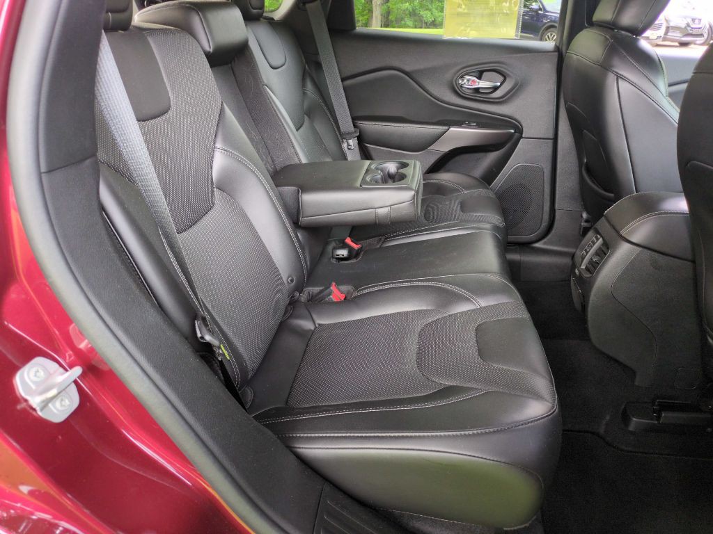 2019 Jeep Cherokee Image 13