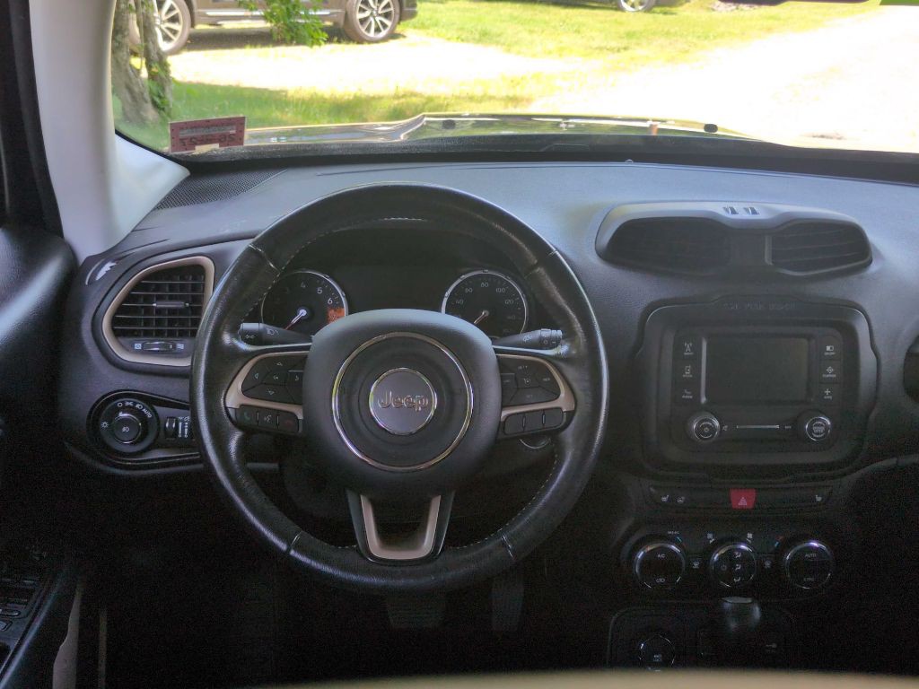 2017 Jeep Renegade Image 7