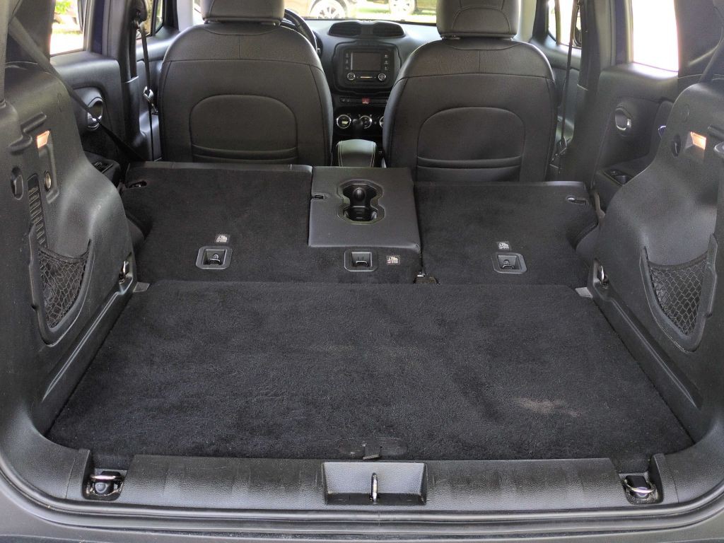 2017 Jeep Renegade Image 12