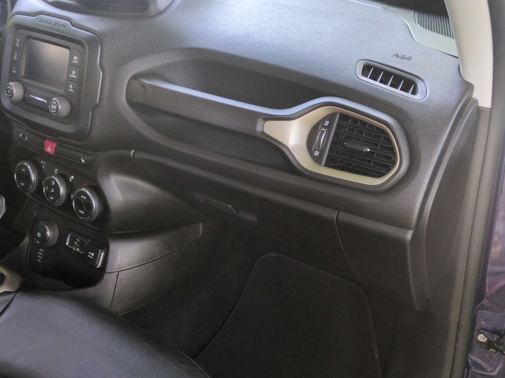 2017 Jeep Renegade Image 15