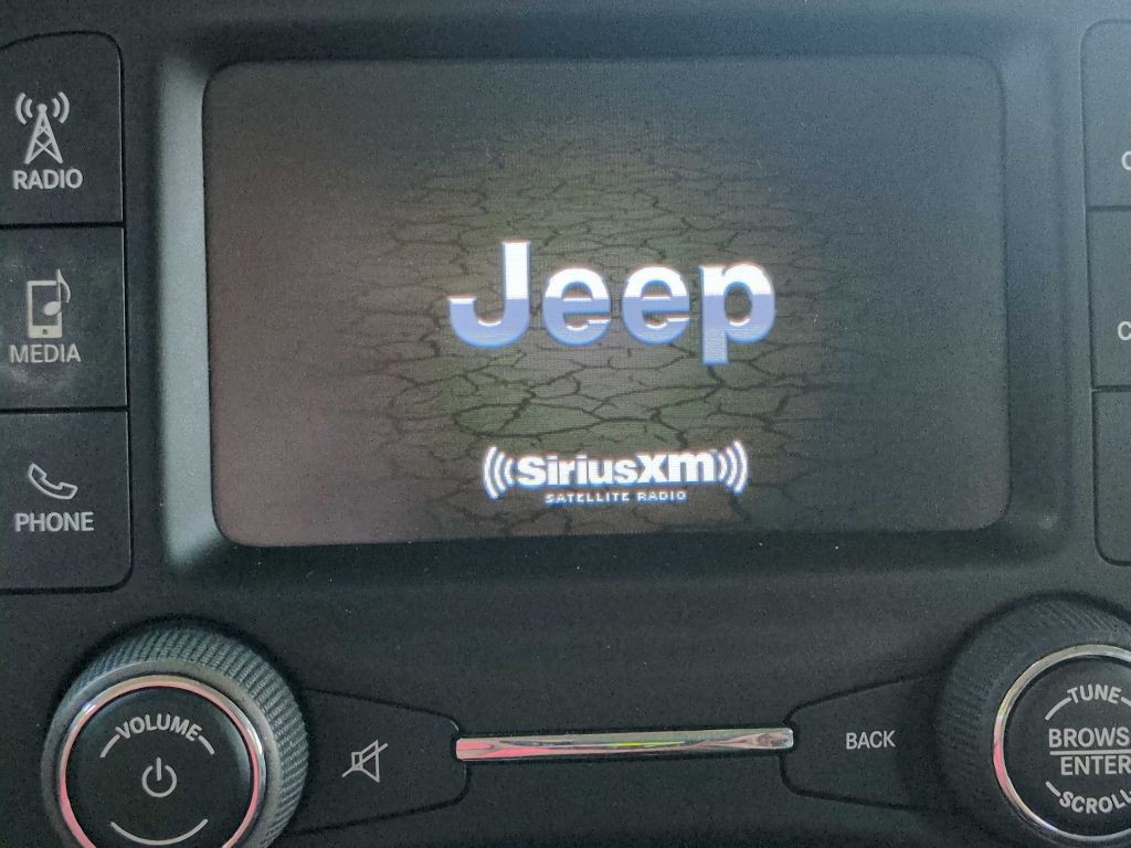 2017 Jeep Renegade Image 18