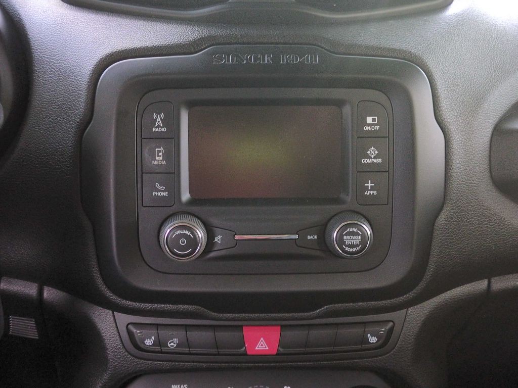 2017 Jeep Renegade Image 19