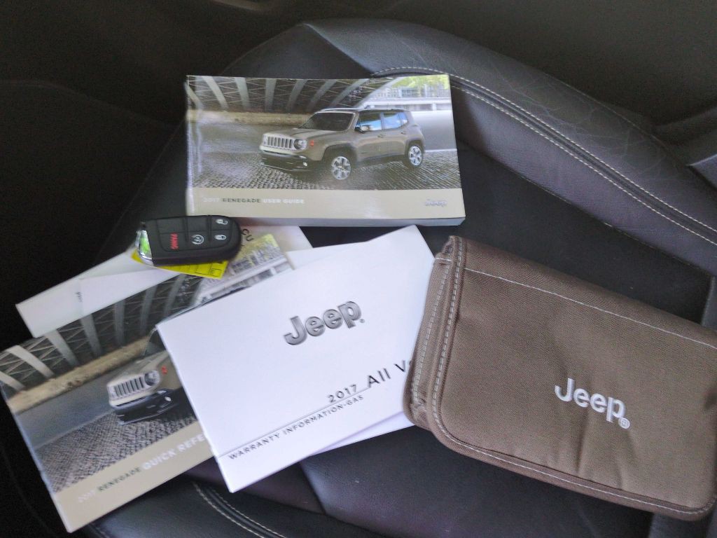 2017 Jeep Renegade Image 29