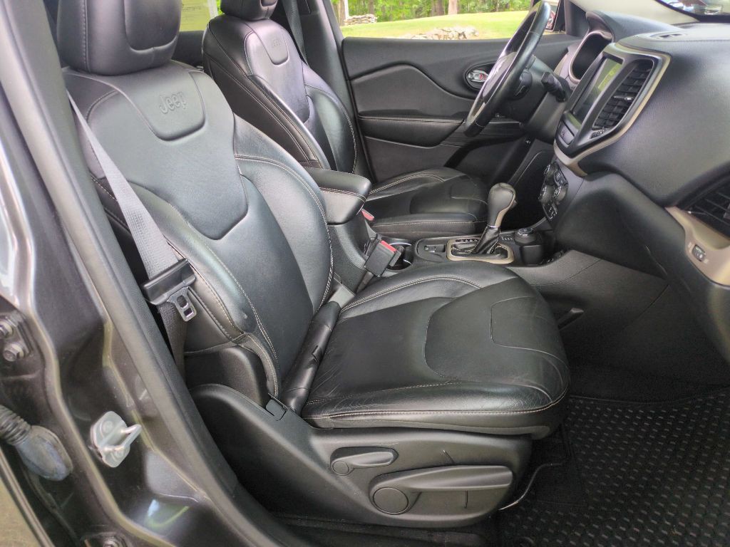 2015 Jeep Cherokee Image 14