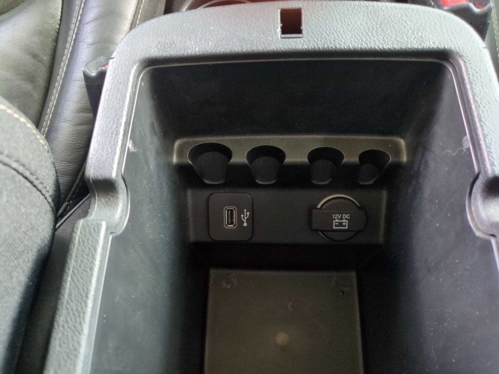 2015 Jeep Cherokee Image 21
