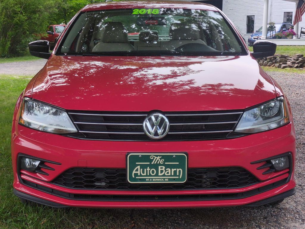 2018 Volkswagen Jetta Image 2