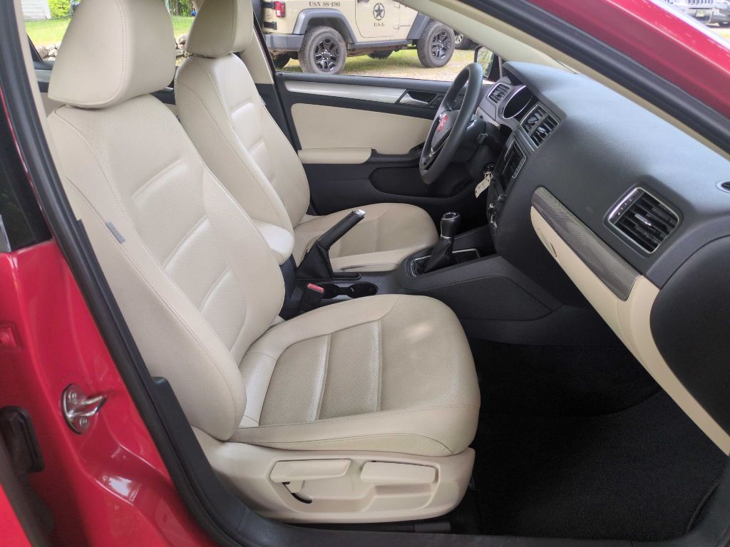 2018 Volkswagen Jetta Image 14