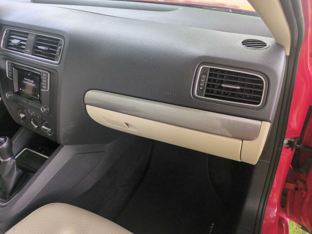 2018 Volkswagen Jetta Image 15