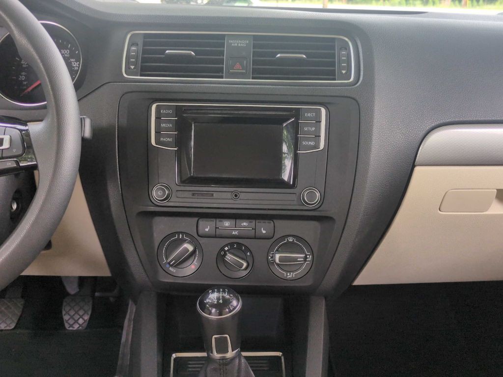 2018 Volkswagen Jetta Image 21