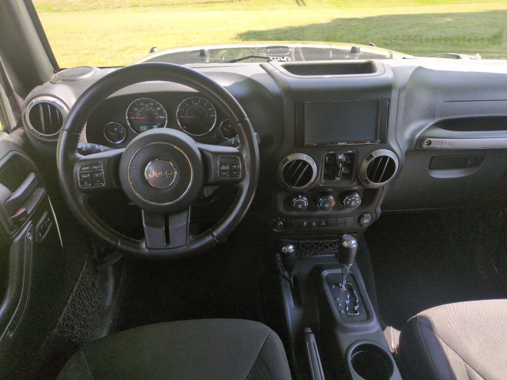 2017 Jeep Wrangler Unlimited Image 9