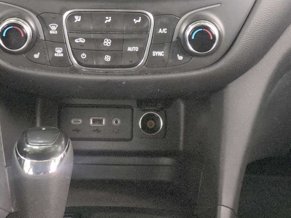 2020 Chevrolet Equinox Image 37