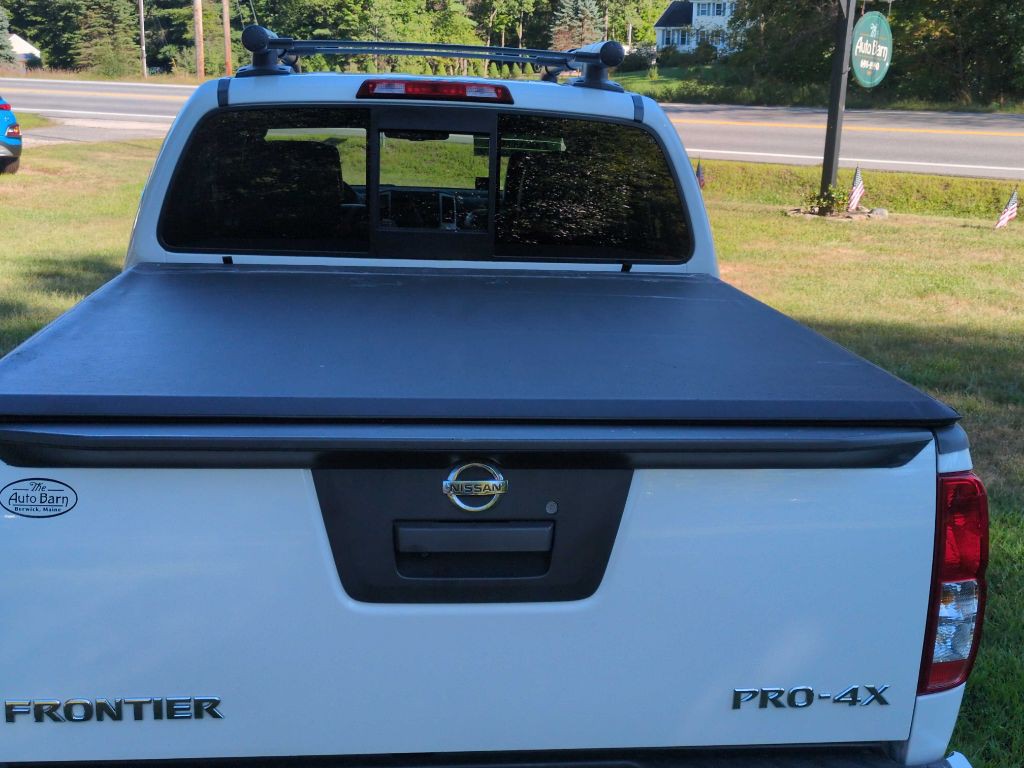2015 Nissan Frontier Image 5