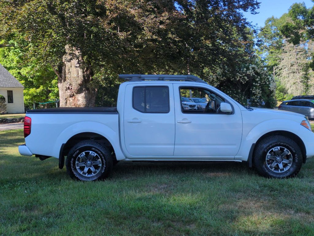 2015 Nissan Frontier Image 7