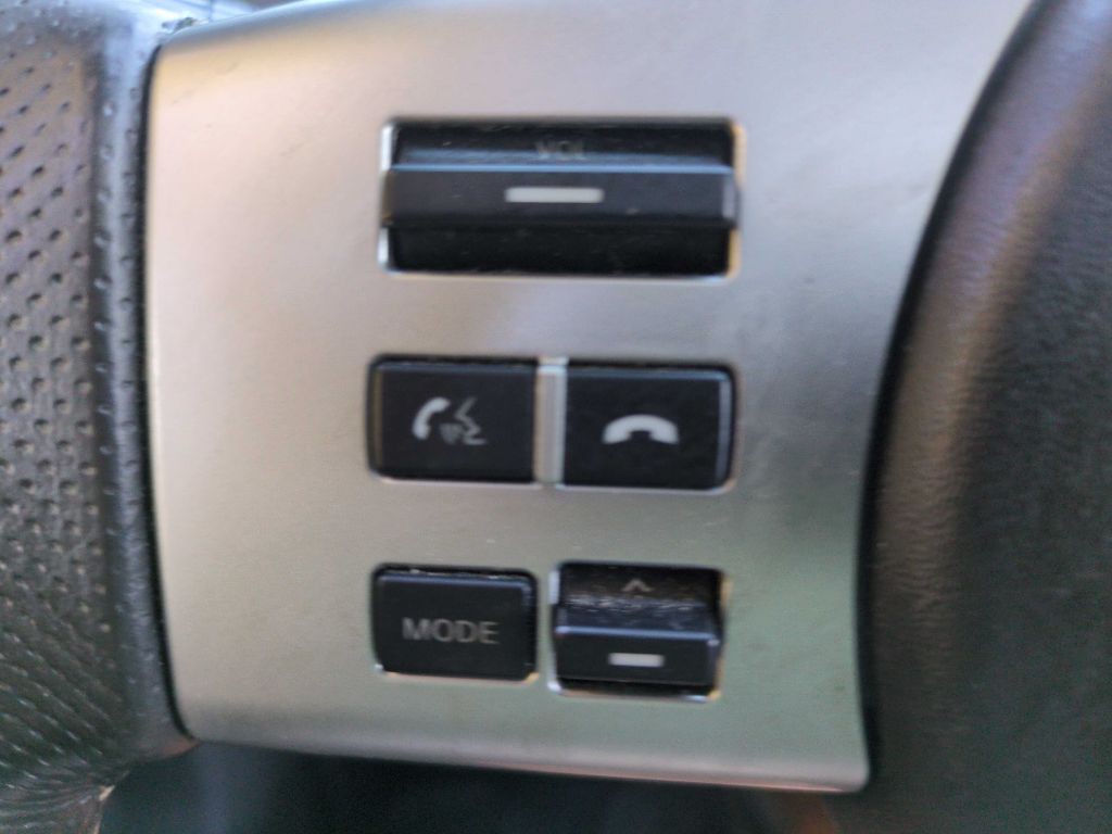 2015 Nissan Frontier Image 23