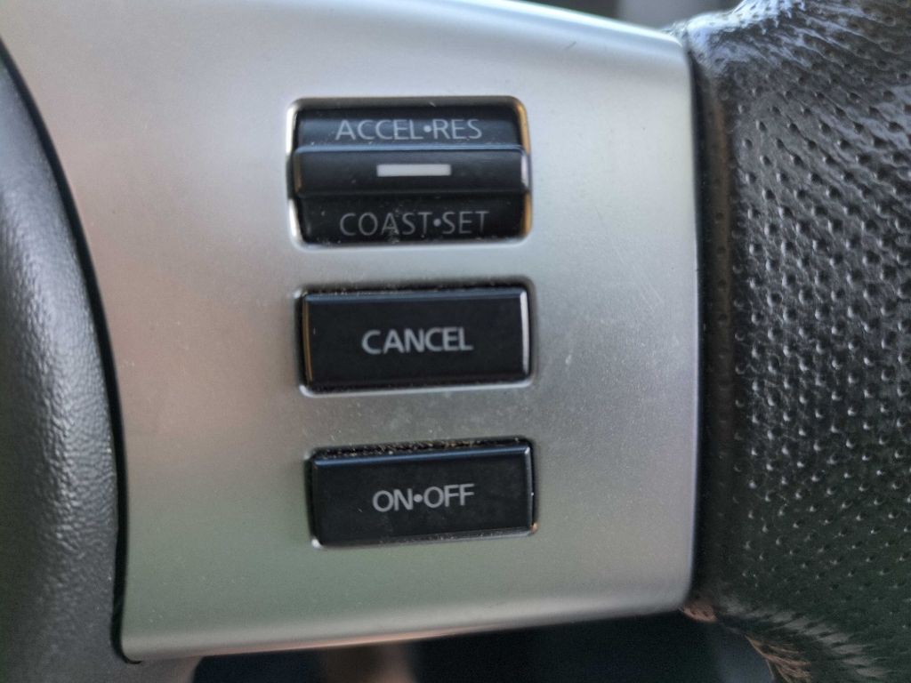 2015 Nissan Frontier Image 24
