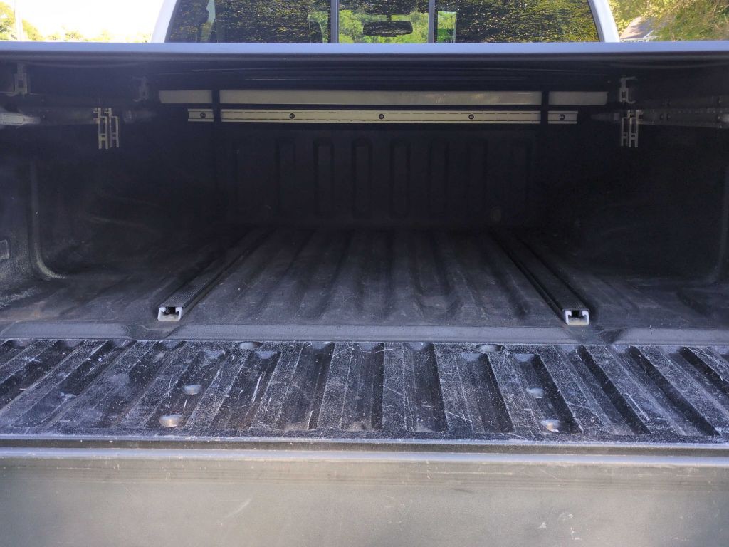 2015 Nissan Frontier Image 32